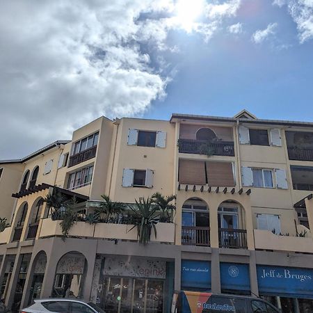 Cap Saint Gilles - T3 Vue Sur Le Port Apartamento Exterior foto