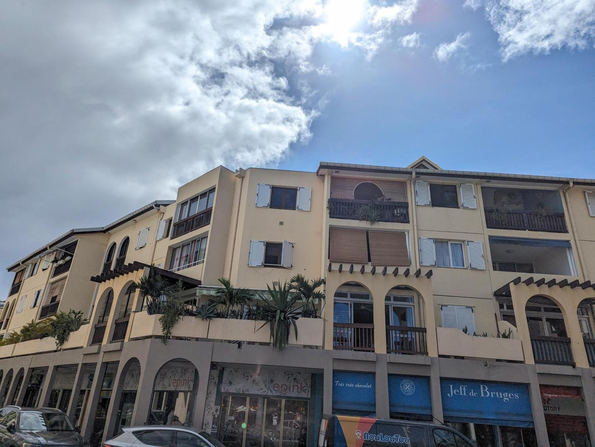 Cap Saint Gilles - T3 Vue Sur Le Port Apartamento Exterior foto