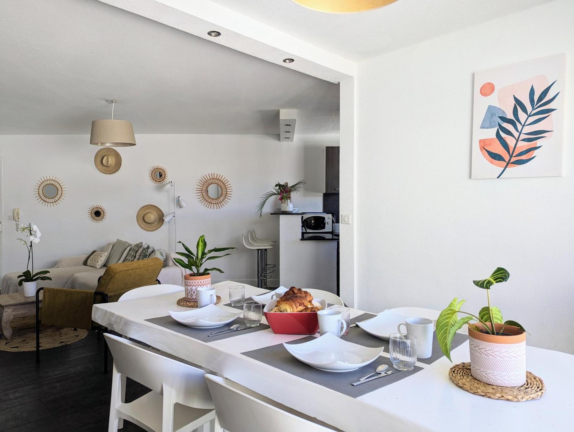 Cap Saint Gilles - T3 Vue Sur Le Port Apartamento Exterior foto