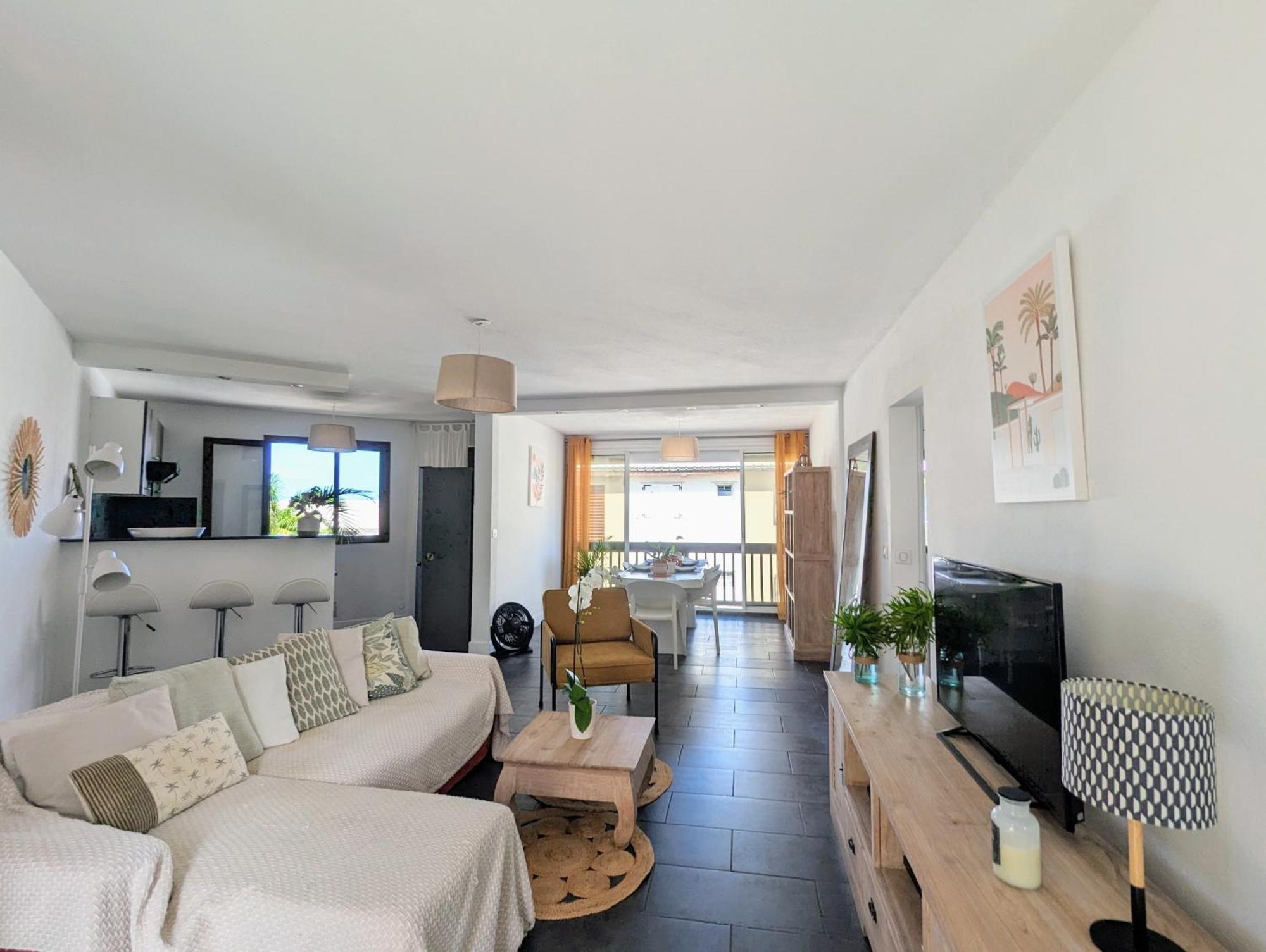 Cap Saint Gilles - T3 Vue Sur Le Port Apartamento Exterior foto